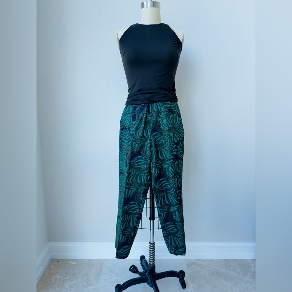 PIAZZA SEMPIONE  Teal , navy and dark brown Patterned Cropped Pants, Size 40 (S) - Picture 9 of 15